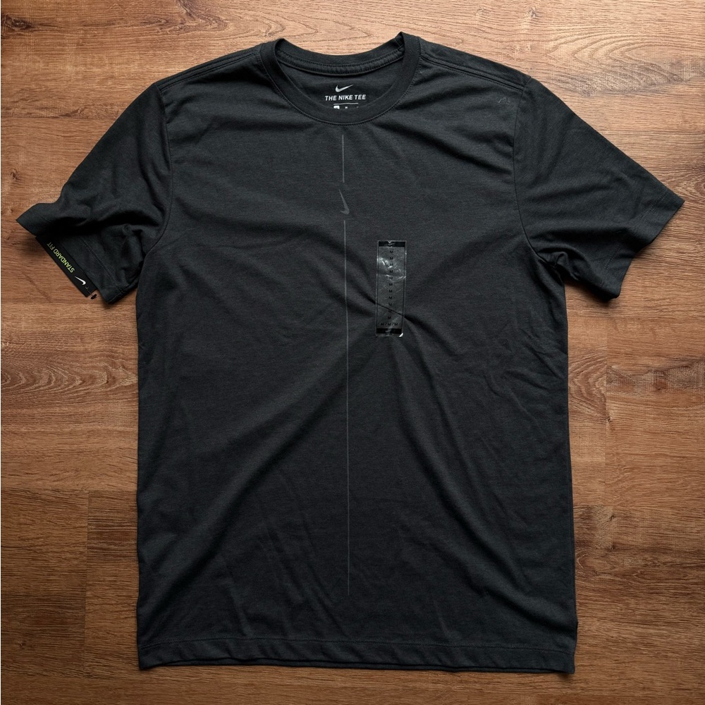 Nike Men's Black Short Sleeve Athletic Tee with Subtle Stripe